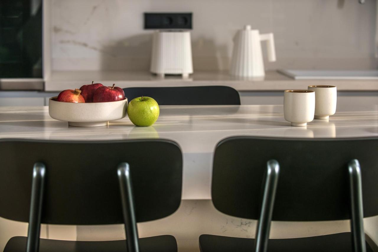 Relaxo Collection Luxury Suites In The Heart Of Heraklion Экстерьер фото